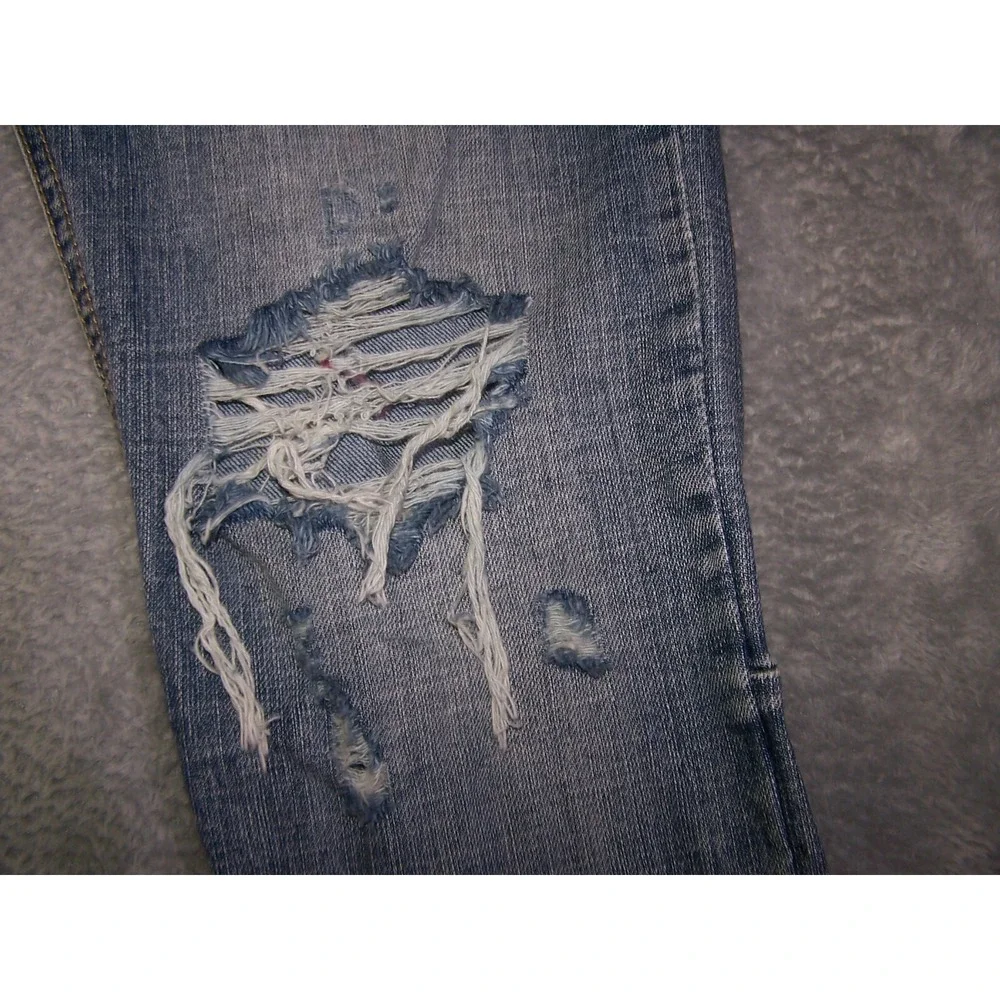 Forever‎ 21 Jeans Men's 32X29 (Tag 33) Skinny Slim Distressed Blue Button Fly